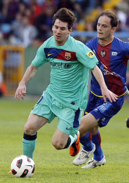 西甲：巴塞羅那提前兩輪奪冠 豪取3連冠第21次稱(chēng)王