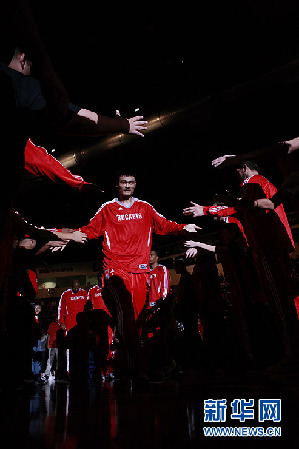 “難說再見！”：姚明NBA生涯全回顧