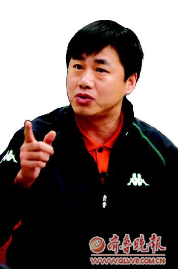 央視足球評論員陶偉濟(jì)南去世 警方尚未公布死因