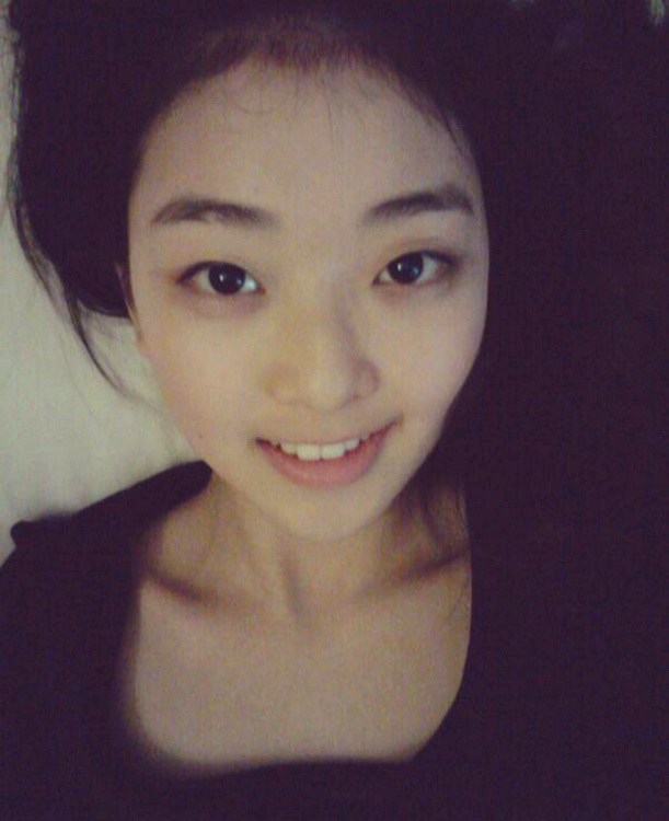 李子君領(lǐng)銜冬奧萌妹子 普京熊抱俄蘿莉