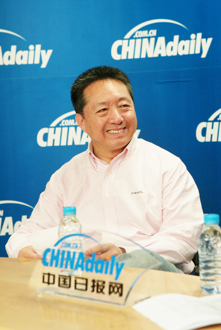 專訪國(guó)家大劇院舞美總監(jiān)高廣健