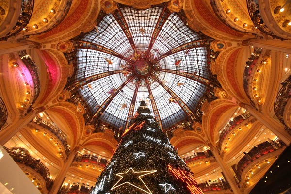 Christmas lights decorated on Paris Lafayette Christmas lights decorated on Paris Lafayette