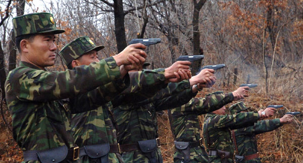 DPRK soldiers take part in drills DPRK soldiers take part in drills