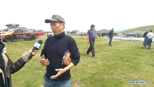 Six Chinese tourists airlifted out of quake-hit town