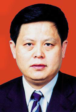 中共中央決定譚力同志任海南省委常委