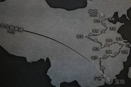 騎行中國 相約深圳  大運(yùn)“騎跡”車隊(duì)抵達(dá)武漢