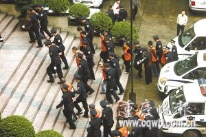 重慶抓獲涉黑人員2905人 110接警量下降30%